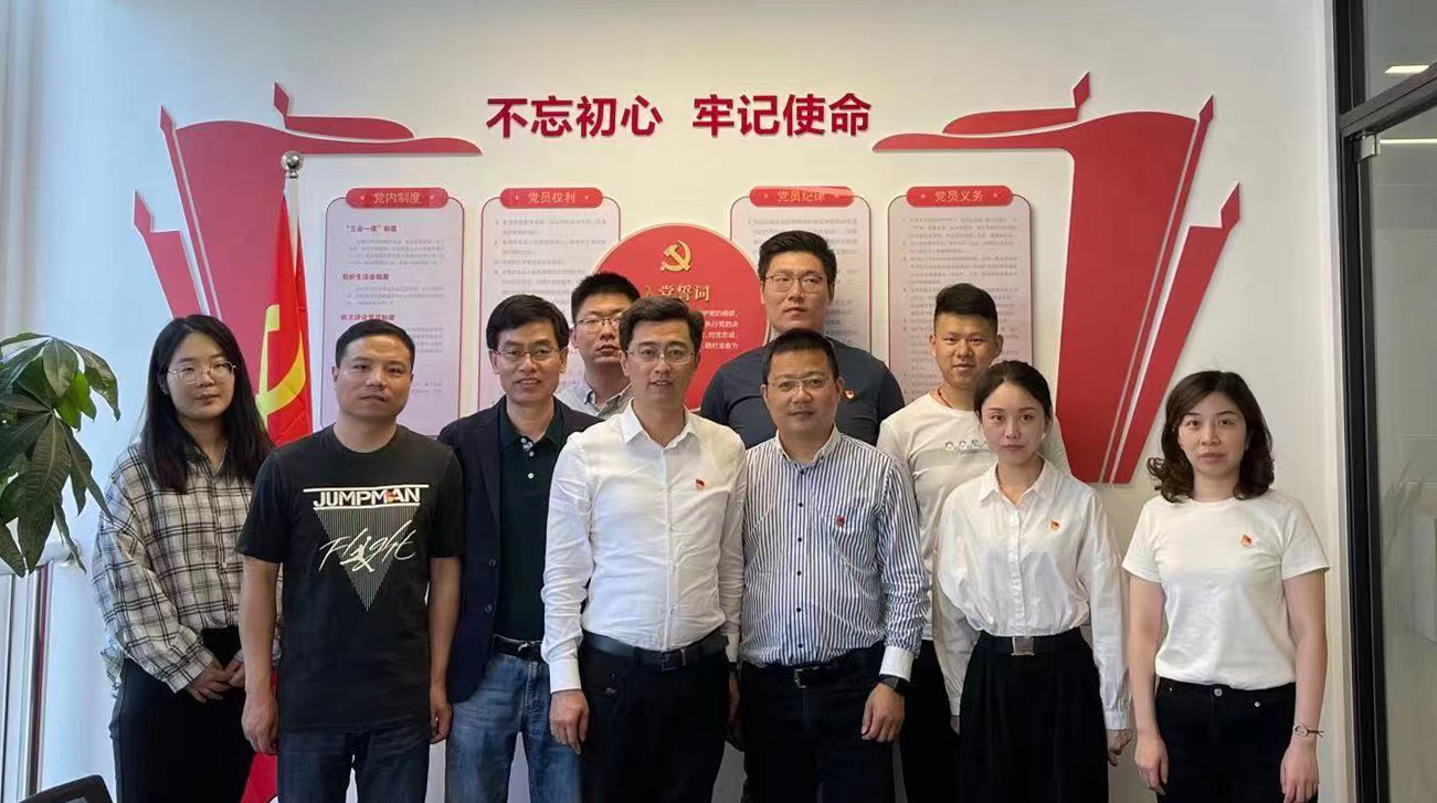全体合影.jpg